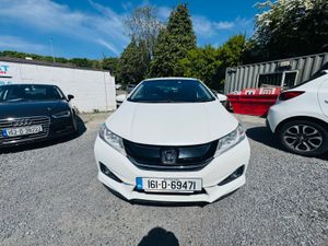 Honda Grace 2016 Exclusive Top Specs - Image 2