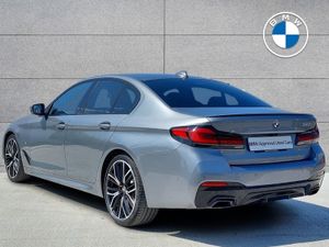 BMW 5 Series 520d M Sport Saloon LCI - Image 3