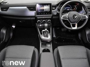 Renault Arkana Iconic E-tech Hybrid 145 Auto - Image 2