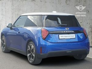 MINI HATCH Cooper SE - Image 3