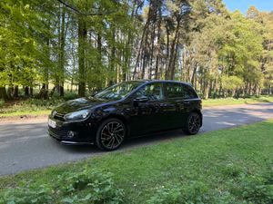 Volkswagen Golf  TDI MATCH LOW KM - Image 3