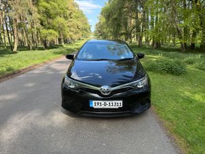 Toyota Auris 1.4 Diesel Van 2019 - Image 2