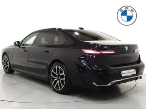 BMW i7 Xdrive60 M Sport - Image 2