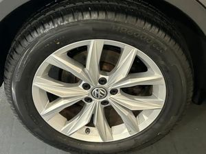 Volkswagen Tiguan Highline 2.0 TDI 150HP D7F 5DR - Image 4