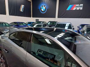 2022 i PACE EV400 HSE BLACK EDITION (100K+ NEW) - Image 3