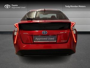 Toyota Prius Hybrid Luxury - Image 4