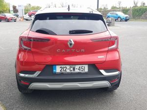 Renault Captur E-tech Plug-in 160 Auto S-edition - Image 4