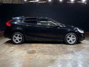 Volvo V40 1.5 Automatic - Upgraded Alloys - Rever - Image 2