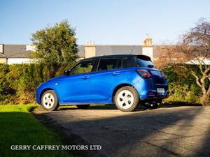 Suzuki Swift 1.2 Mild Hybrid Motion Manual - Image 3