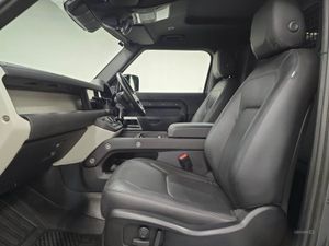 Land Rover Defender 3.0 D250 Hard Top SE Auto - Image 3