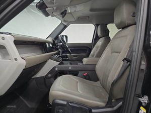Land Rover Defender 3.0 D250 SE 110 5dr Auto - Image 3