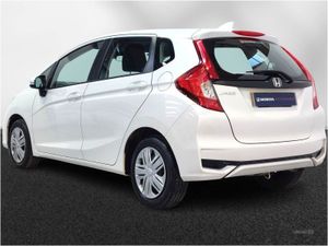 Honda Jazz 1.3 I-vtec S 5dr - Image 3