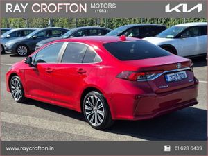 Toyota Corolla 1.8 Hybrid Luna Sport Saloon - Image 3