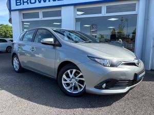 2016 Toyota Auris Luna 1.2L Petrol - Image 3