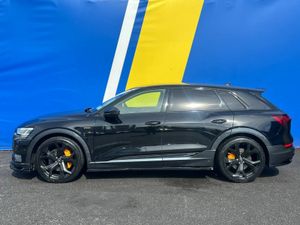 Audi e-tron SPORT 50 QUATTRO // SERVICE HISTORY // - Image 3