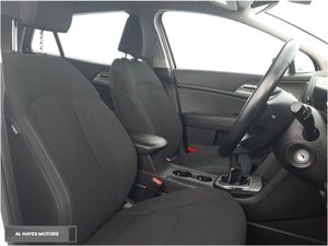 Kia Sportage  tiny Mileage  K2 Diesel Mhev - Image 4