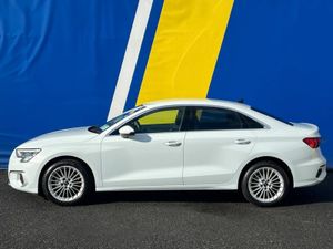 Audi A3 ADVANCED 1.0 TFSI AUTO // FULL SERVICE HIS - Image 3