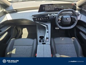 Peugeot 5008 Allure Hybrid. 1.2 Auto. - Image 4