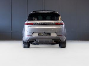 2024 Range Rover Sport P460e Dynamic SE - Image 4