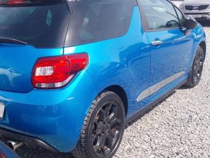 🔵 Citroen DS3  1.6 E-HDI DSTYLE PLUS 3DR - Image 3