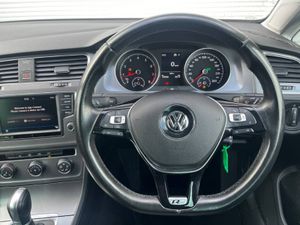 Volkswagen Golf 1.2 TSI R-LINE PACK AUTO // TRENDL - Image 4