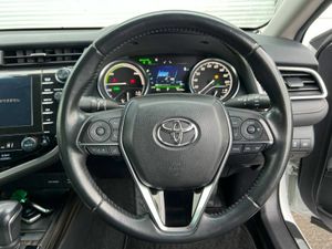 Toyota Camry 2.5 G-LEATHER PACKAGE HYBRID AUTO // - Image 4