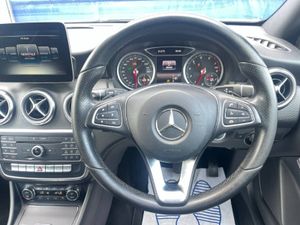 Mercedes-Benz A-Class 1.6 AMG-STYLE AUTO //NEW 2 Y - Image 4