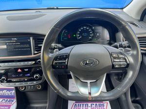 Hyundai IONIQ EV AUTO // HEATED SEATS // SATELLITE - Image 4