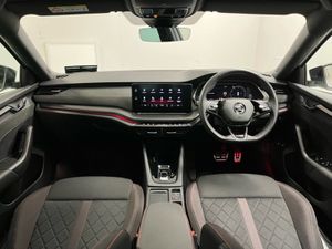 Skoda Octavia RS 1.4tsi 245BHP IV - Reversing Cam - Image 4