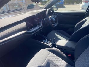 Skoda Octavia Sportline Combi 2.0tdi 150HP DSG - Image 3