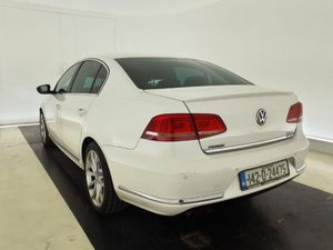 Volkswagen Passat 2.0 Tdi R Line Bluemotion 140p - Image 4