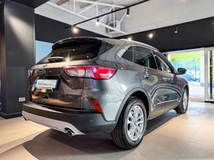 2022 Ford Kuga Titanium - Image 4