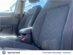 Volkswagen Golf  life  1.0 TSI 110HP Manual  fran - Image 4
