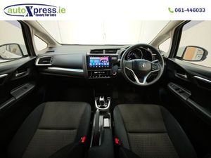 Honda Fit 1.5 Hybrid Automatic  Reversing Camera - Image 4