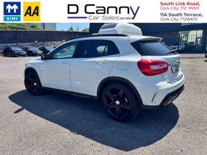 Mercedes-Benz GLA-Class 4matic AMG Line Automatic - Image 3