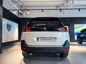 2023 Peugeot 5008 FL Allure 1.5 Blue HDI 130 6.3 - Image 4