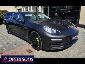 Porsche Panamera S E-hybrid 4DR Automatic - Low M - Image 3
