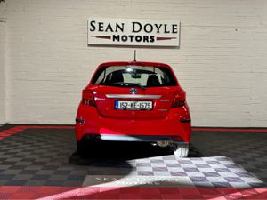 Toyota Yaris 1.5 HYBRID IRISH CAR AUTO - Image 4
