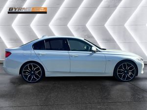 BMW 320D LUXURY AUTO, 2015 - Image 3