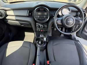 MINI HATCH One 3-door - Image 4