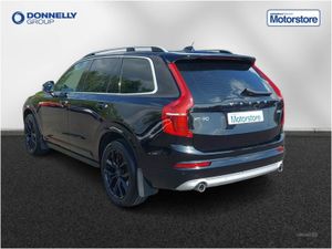 Volvo XC90 2.0 D5 Powerpulse Momentum 5dr AWD Gea - Image 2
