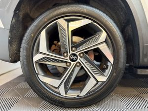 Hyundai Tucson 2WD Executive Plus HEV Auto - Image 4