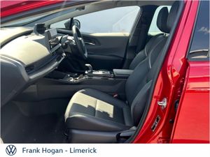 Toyota Prius 2.0 Litre Plug-in Hybrid (223 hp) - Image 4