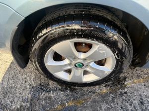 Skoda Fabia 2010 - Image 4