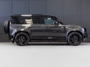 2022 Land Rover Defender 110 X-Dynamic S 5 Seat N1 - Image 2
