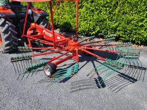 Kverneland Rake - Image 2