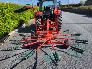 Kverneland Rake - Image 4