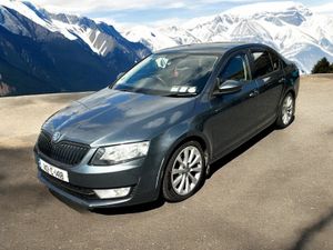 Skoda Octavia 1.6 TDI CR 105BHP Elegance - Image 4