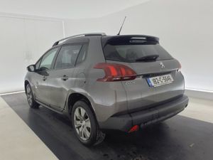 Peugeot 2008 Active 1.2 110 Automatic 6.2 4 - 119 - Image 4