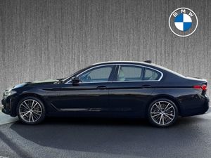 BMW 5 Series 530e SE Saloon - Image 4